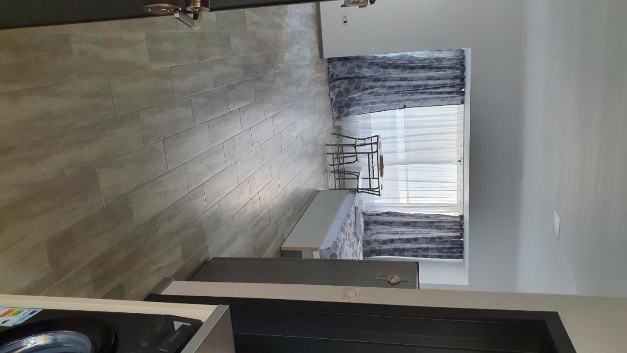 Casa Andi Apartment นาโวดาริ ภายนอก รูปภาพ